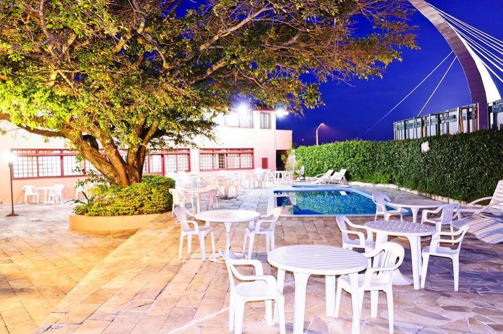 Tri Hotel Florianópolis Екстериор снимка